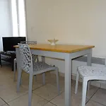 T2 Climatise Au Centre De Palavas, Proche Plage - Fr-1-559-19