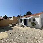 Charmante Maison A Saint-Jean-De-Monts, 400M De La Plage, Terrasse, Jardin, Parking Et Menage Inclus - Fr-1-224C-198