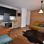 Vaujanylocations - La Cabane De Maurice
