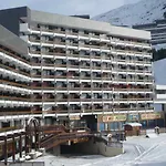 Studio Lumineux Avec Acces Direct Aux Pistes, Balcon Sud Et Proche Des Commodites - Fr-1-344-959