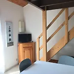 Joli Appartement En Residence Proche De La Plage