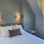 Hotel De La Cale