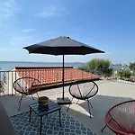 Oasis Cove, Maisons Au Bord De L'Eau, Plage De Sete