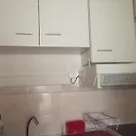 Apt 175