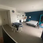 Appartement Spacieux Avec Grande Terrasse