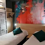 Kyriad Direct Martigues