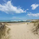 Appartement 6 Places Proche Plage Et Avec Piscine