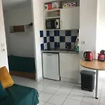 Studio Cap D'Agde Avec Piscine Proche De La Mer