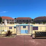 Appartement 6 Personnes Totalement Renove Avec Piscine