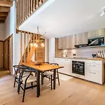 Apartment Celosia Chamonix - By Emerald Stay