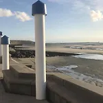 Les Bains De Wimereux