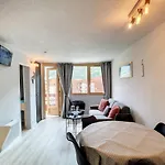 2 Pieces Renove, 4 Pers, Sud, Au Pied Des Pistes, Parking, Cuisine Equipee - Fr-1-178-361