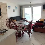 Fort-Mahon-Plage : Appartement 2 Chambres, Parking, Animaux Acceptes, Vue Mer - Fr-1-482-106