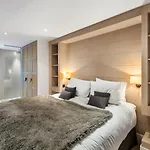 Chalet Familial Spacieux 360M², Courchevel Le Praz, 6 Chambres Pour 13 Pers., Proche Remontees Mecaniques - Fr-1-568-1