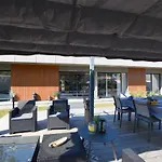 Le Lodge