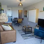 Studio 3* Avec Alcove, Balcon Face Mer, Plage A 150M - Les Sables-D'Olonne - Fr-1-92-921