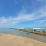 Appartement 6 Places Proche Plage Et Avec Piscine