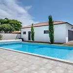 Maison Moderne Avec Piscine Pour 6