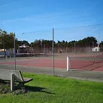 Maison 3 Pieces Pour 5 Personnes A 1,5 Km De La Mer Avec Piscine, Tennis Et Parking Prive - Fr-1-224A-58