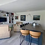 Very Pleasant Single-Storey Villa For 6 People