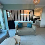 Appartement Plage Restaurant Et Parking Privatif