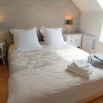 Beachfront Holiday Home, Guisseny