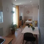 Studio Neuf Dans Propriete Au Bord De La Mer
