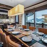 Luxueux Appartement 4 Chambres Avec Parking Au Centre De Courchevel 1650 - Fr-1-563-64