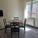 Appart En 1Er Etage A 120M De La Mer