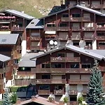 Charmant T2 Avec Balcon Au Coeur De La Clusaz, Proche Commerces Et Pistes - 4 Pers. - Fr-1-459-192