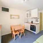 Appartement Lumineux Avec Balcon Skis Aux Pieds - Fr-1-502-412
