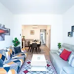 Appartement Les Halles , Climatisation, Terrasse, Garage