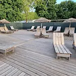 Grand Mobile Home Dans Camping