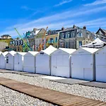 2 Bedroom Nice Apartment In Mers-Les-Bains