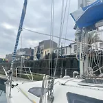 Matahari - Bateau Cocooning A Quai