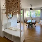 Appartement Lumineux Et Traversant Sans Vis-A-Vis