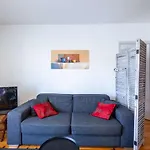 Charmant Appartement Au Centre-Ville De Saint-Jean-De-Luz, Plage Et Commerces A Proximite - Fr-1-4-651