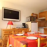 Studio A Saint-Chaffrey Avec Casier A Ski, Garage En Option - 4 Personnes - Fr-1-330E-52