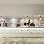 Experimental Chalet Val D'Isere