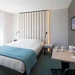 Logis Hotel Les Pins - Operalia