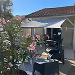 Calme Et Ensoleillee Maison Au Pied De La Plage Entre St Palais Sur Mer Et Royan