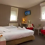 Hotel Du Port Et Des Bains