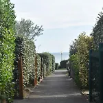 Loralistudios, Maison En Bord De Mer