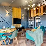 Loft En Ville - Duplex Terrasse Coeur Historique Avec Vue Degagee & Parking Souterrain Offert