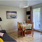 Cabourg, Appartement Plain Pied Avec Terrasse Acces Direct A La Plage