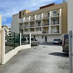 T3 Expo Sud-Est - Parking - Piscine - Clim - Wifi