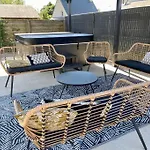 Maison Chaleureuse Avec Jacuzzi