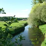 Du Marais A La Mer