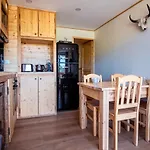 Beautiful Apartment With Balcony - Alpe D'Huez - Welkeys