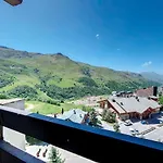 Appartement Renove Au Pied Des Pistes Avec Balcon Aux Menuires - Fr-1-344-785